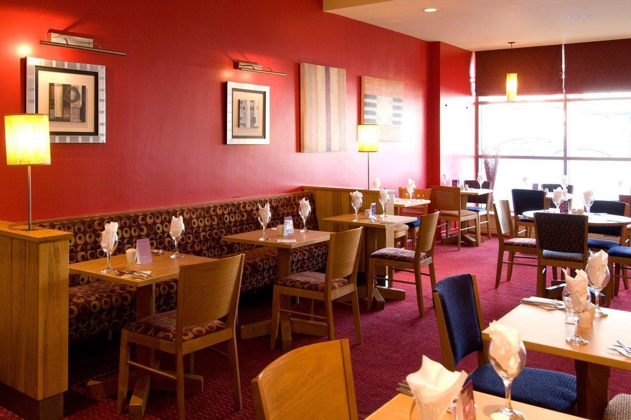 Premier Inn West Bromwich Central Ngoại thất bức ảnh